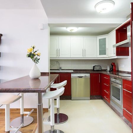 Exclusive Penthouse Playa Las Vistas 4 Close To The Sea And Beach, Aircondition For A Fee, Wifi, Terrace, Heated Pool Playa de las Américas Kültér fotó