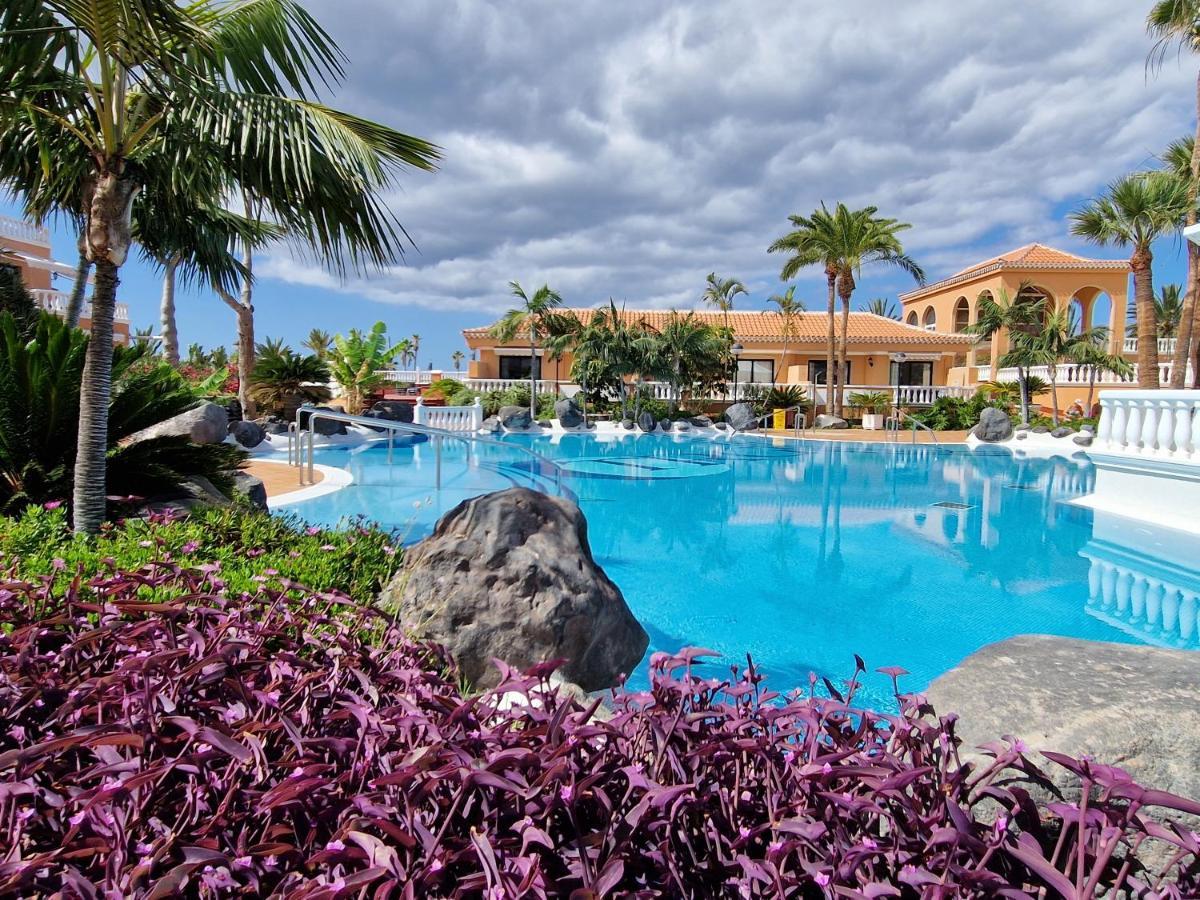 Exclusive Penthouse Playa Las Vistas 4 Close To The Sea And Beach, Aircondition For A Fee, Wifi, Terrace, Heated Pool Playa de las Américas Kültér fotó