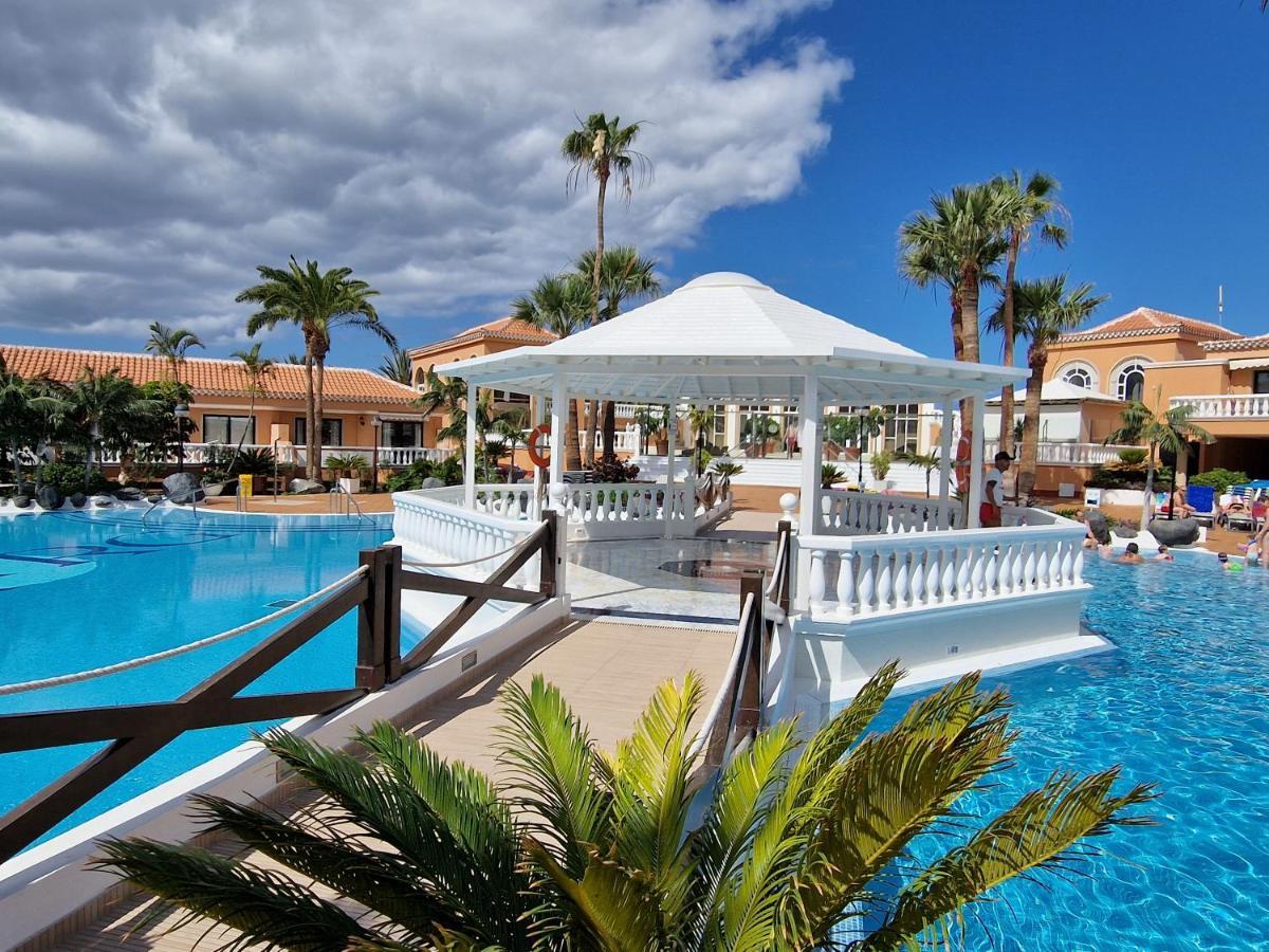 Exclusive Penthouse Playa Las Vistas 4 Close To The Sea And Beach, Aircondition For A Fee, Wifi, Terrace, Heated Pool Playa de las Américas Kültér fotó